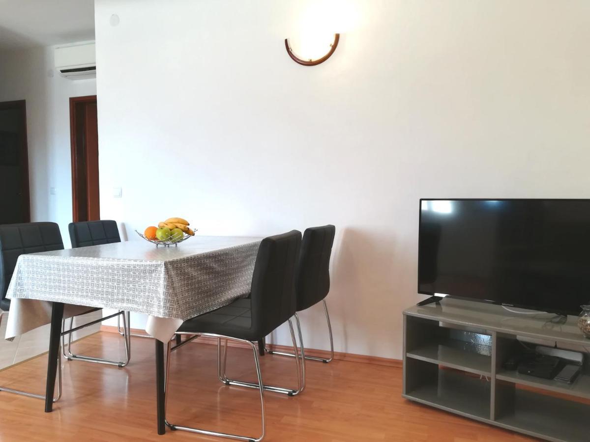Apartment Toncic Benazici Exteriör bild